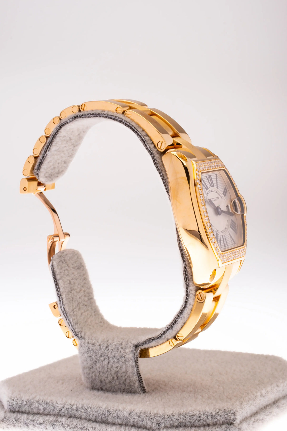 Cartier Roadster 31 mm 18k Yellow Gold Factory Diamond Watch