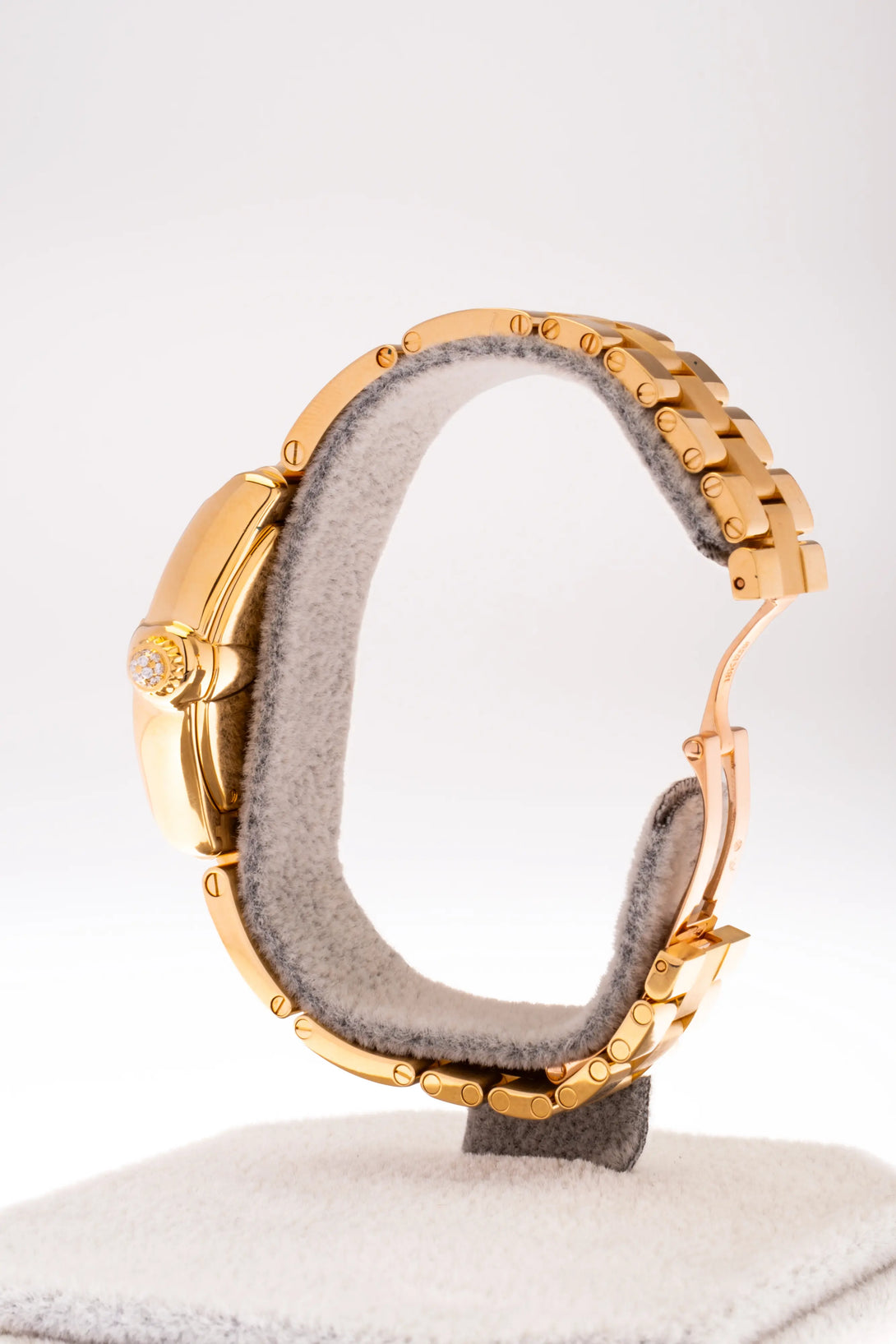 Cartier Roadster 31 mm 18k Yellow Gold Factory Diamond Watch