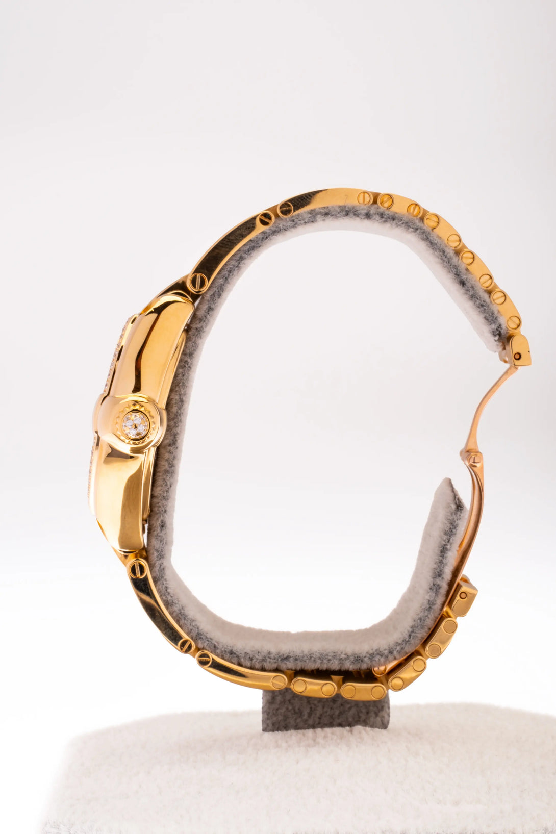 Cartier Roadster 31 mm 18k Yellow Gold Factory Diamond Watch