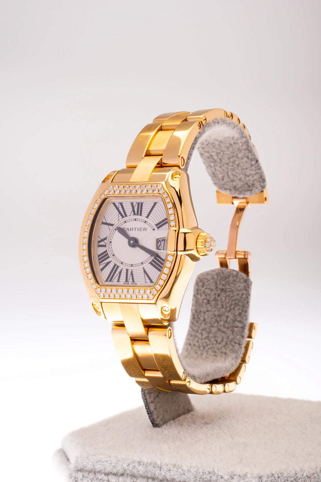 Cartier Roadster 31 mm 18k Yellow Gold Factory Diamond Watch