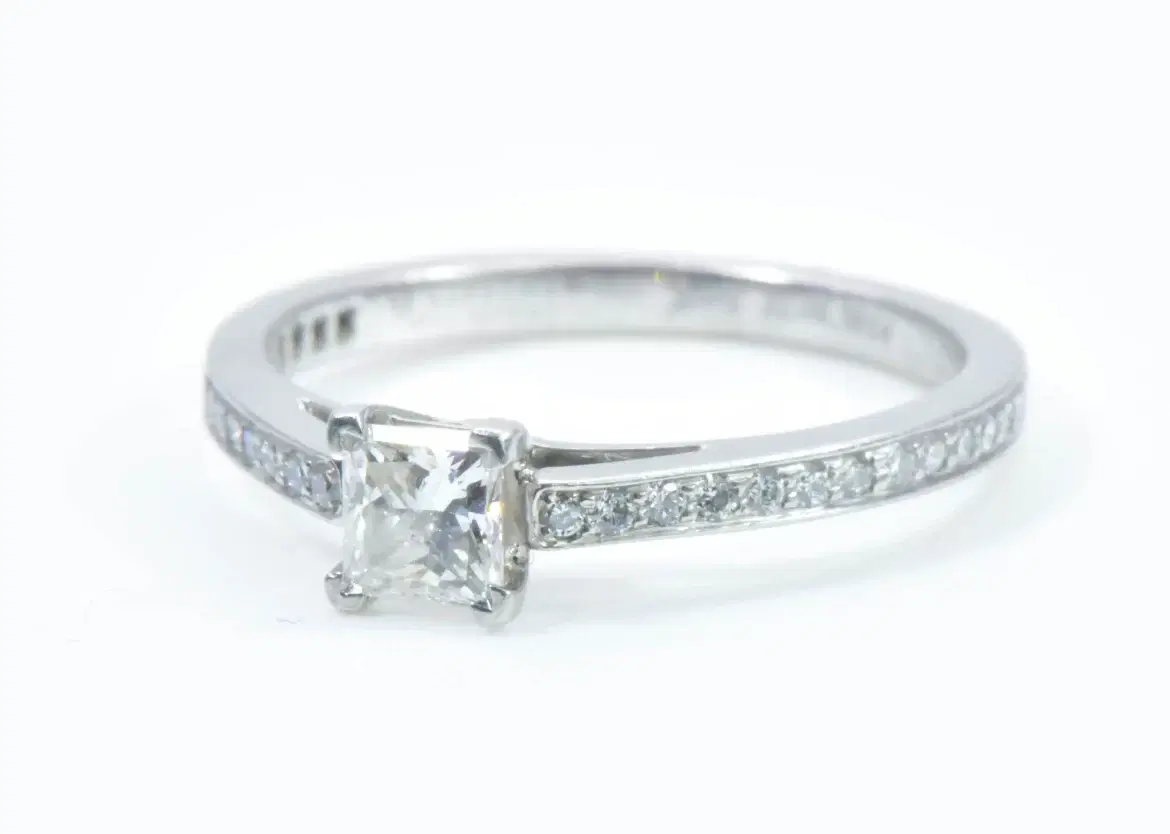 Tiffany & Co White Gold Novo Diamond Ring