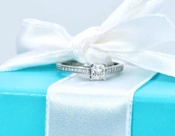 Tiffany & Co White Gold Novo Diamond Ring