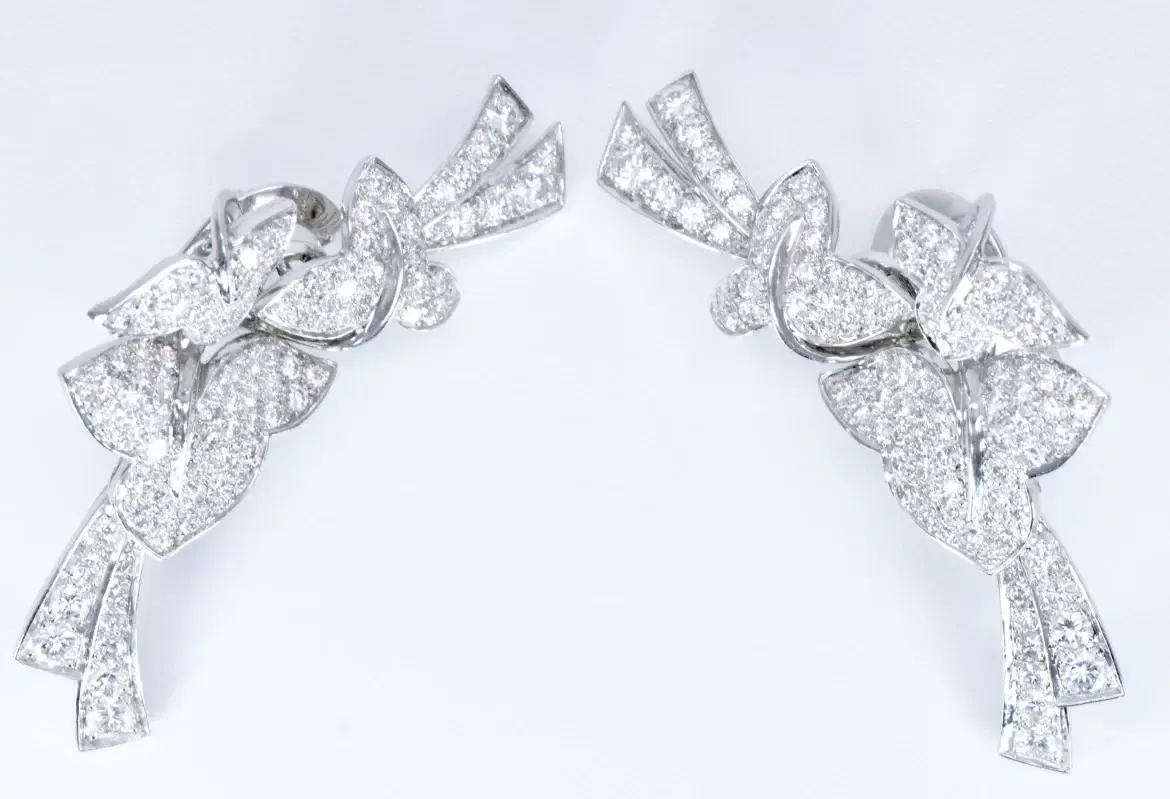 Van Cleef & Arpels Diamond and White Gold Earrings