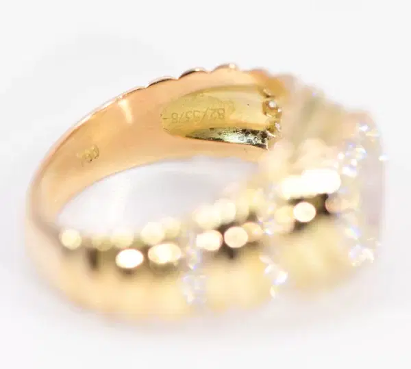 Chopard ‘Happy Diamonds’ 18k Yellow Gold Ring