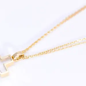 Chopard Happy Diamonds 18k Yellow Gold Cross Necklace