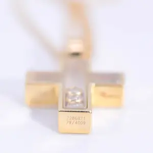 Chopard Happy Diamonds 18k Yellow Gold Cross Necklace