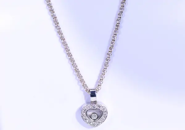 Chopard Happy Diamonds 18k White Gold Heart Necklace