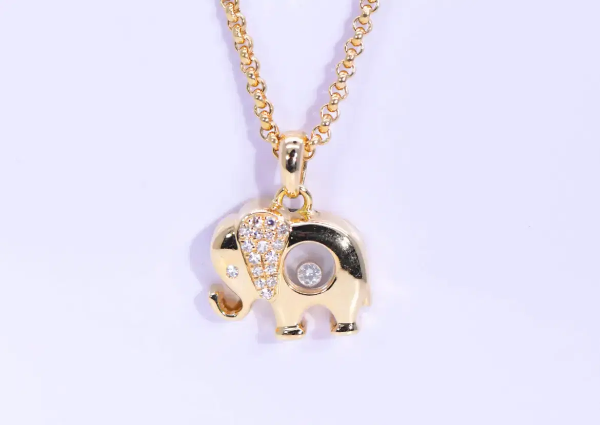 Chopard elephant pendant hotsell