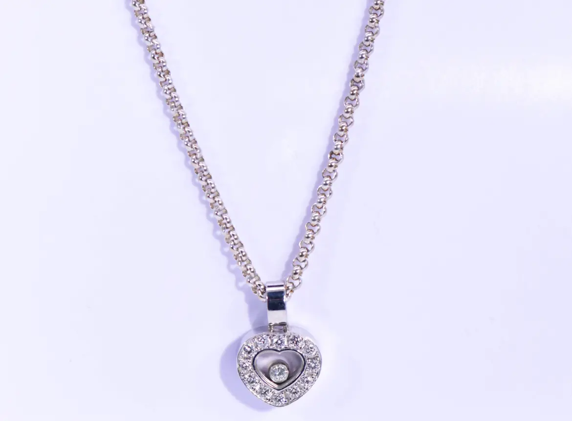 Chopard Happy Diamonds 18k White Gold Heart Necklace