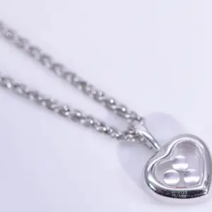 Chopard Happy Diamonds 18k White Gold Diamond Heart Necklace