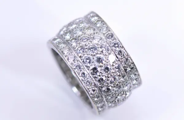 Cartier Nigeria Eternity Ring 5.5 ct Diamonds and 18k Gold