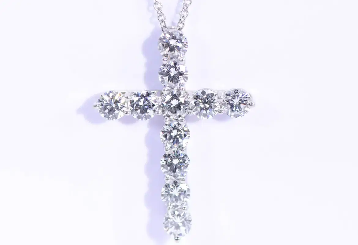 Tiffany & Co 2.23 ct Diamond Cross Pendant Necklace in Platinum