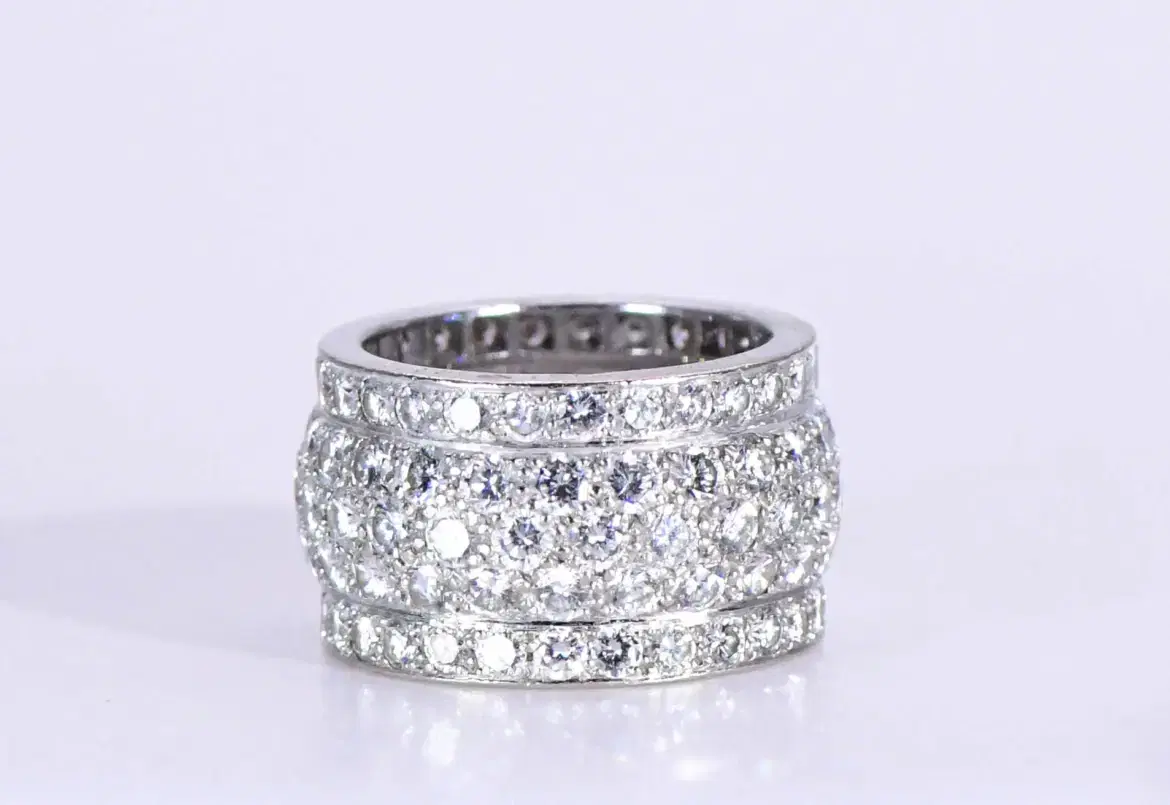 Cartier Nigeria Eternity Ring 5.5 ct Diamonds and 18k Gold