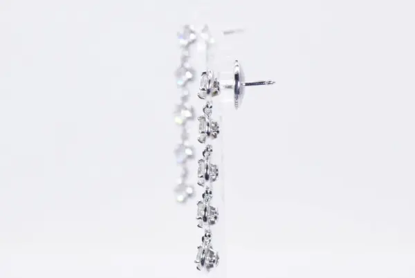 Van Cleef & Arpels Palmyre Earrings in 18k White Gold