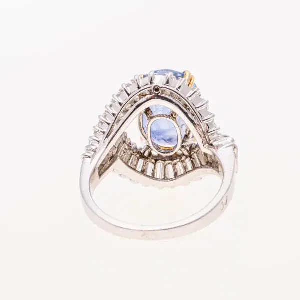 Boucheron Monture 4.68 Carat Blue Unheated Sapphire 18k White Gold 2 ct Diamond Ring