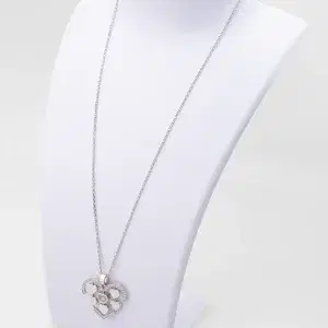 Chopard Amore Hearts Pendant Necklace 18k White Gold