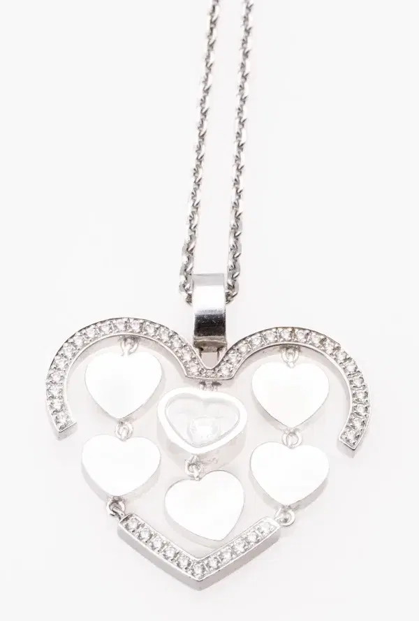 Chopard Amore Hearts Pendant Necklace 18k White Gold