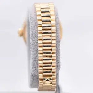 Rolex Oyster Perpetual Datejust 26mm 18k Gold Ladies Watch